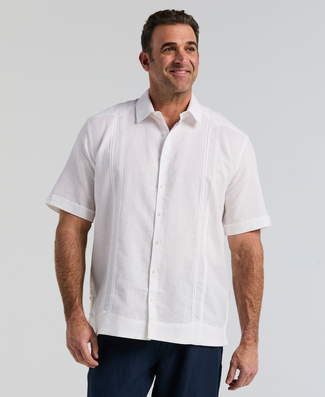 Cubavera Men's Big And Tall No-Pocket Guayabera Short Sleeve Shirt in Mood Indigo, Size 2XLT, Linen Blend Cubavera Men's Big And Tall No-Pocket Guayabera Short Sleeve Shirt in Mood Indigo, Size 2XLT, Linen Blend