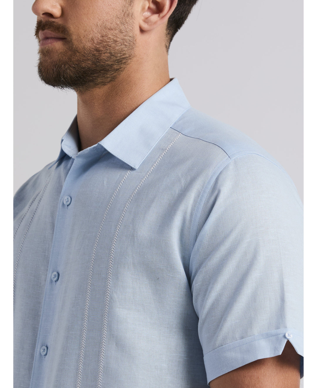 Cubavera Men's Linen Blend Embroidered Panel Short Sleeve Shirt, XL Cubavera Men's Linen Blend Embroidered Panel Short Sleeve Shirt, XL