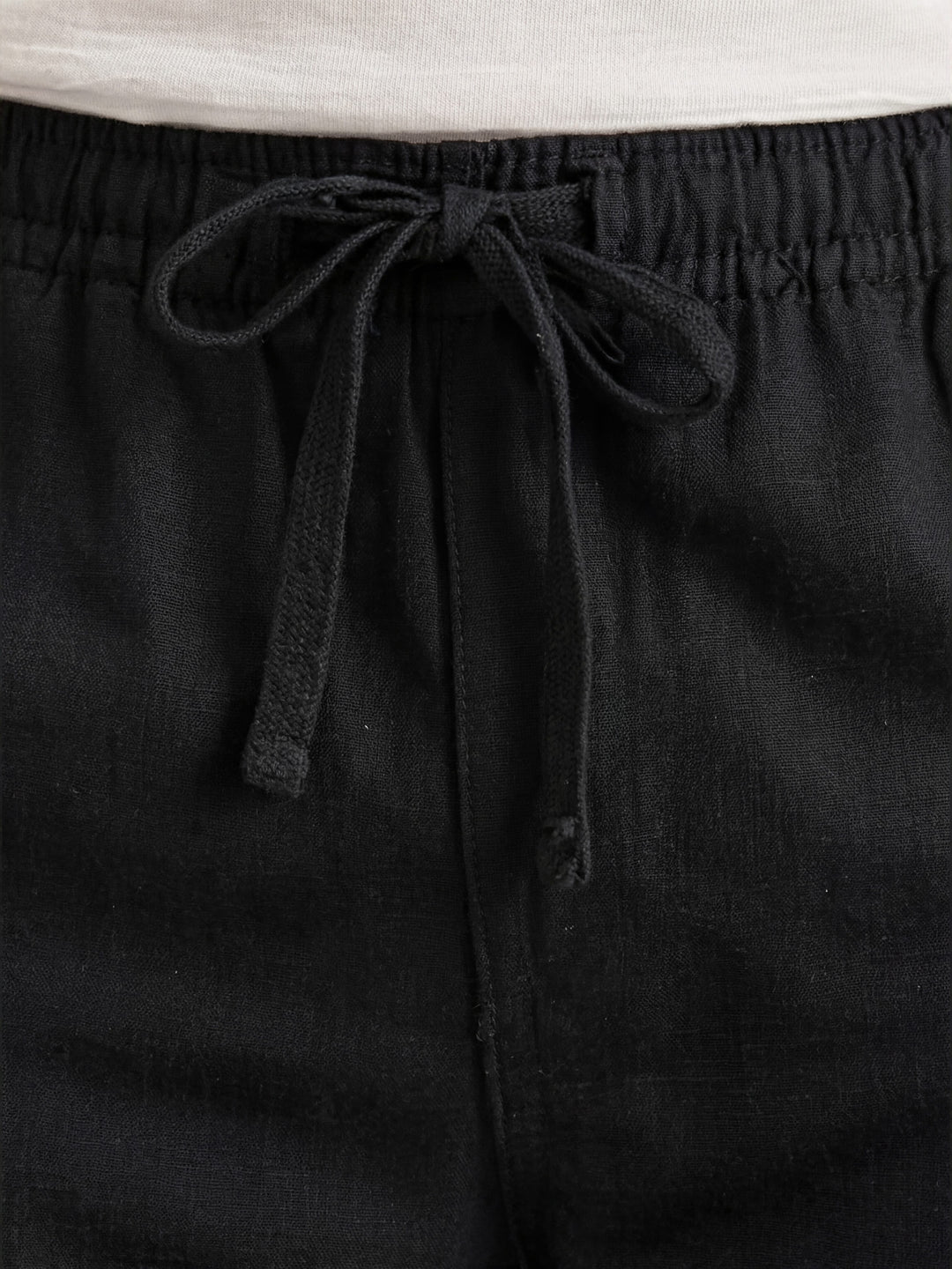 Linen Blend 7" Pull-On Drawstring Short (Jet Black) 