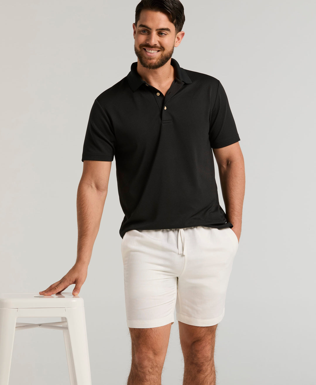 Linen Blend 7" Pull-On Drawstring Short (Brilliant White) 