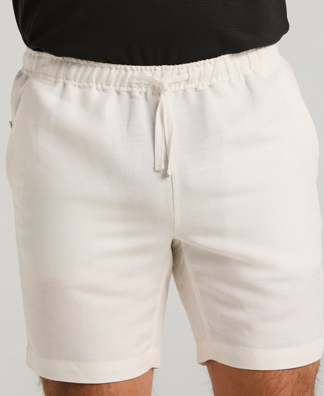 Linen Blend 7" Pull-On Drawstring Short (Brilliant White) 